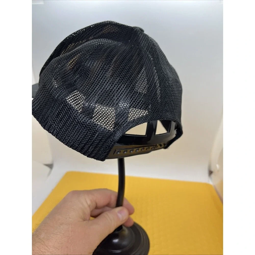John Deere Mesh Snapback Embroidered Trucker Hat Black Yellow Used Excellent‎
